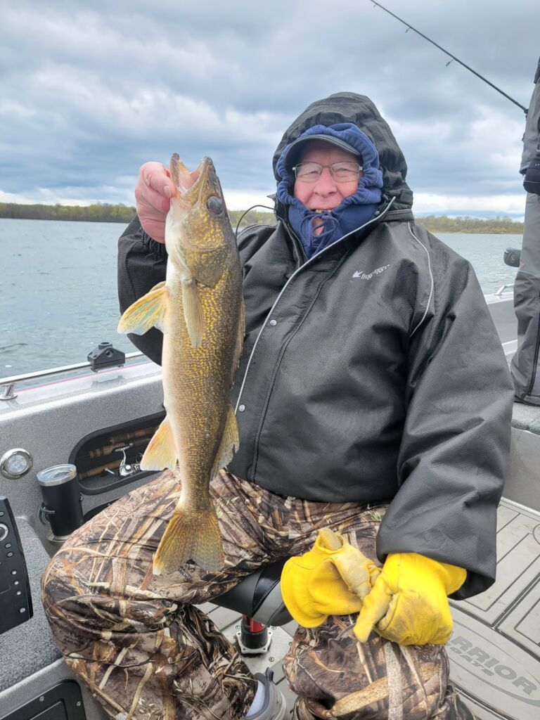 Leech lake Walleye Pikedale Resort Longville